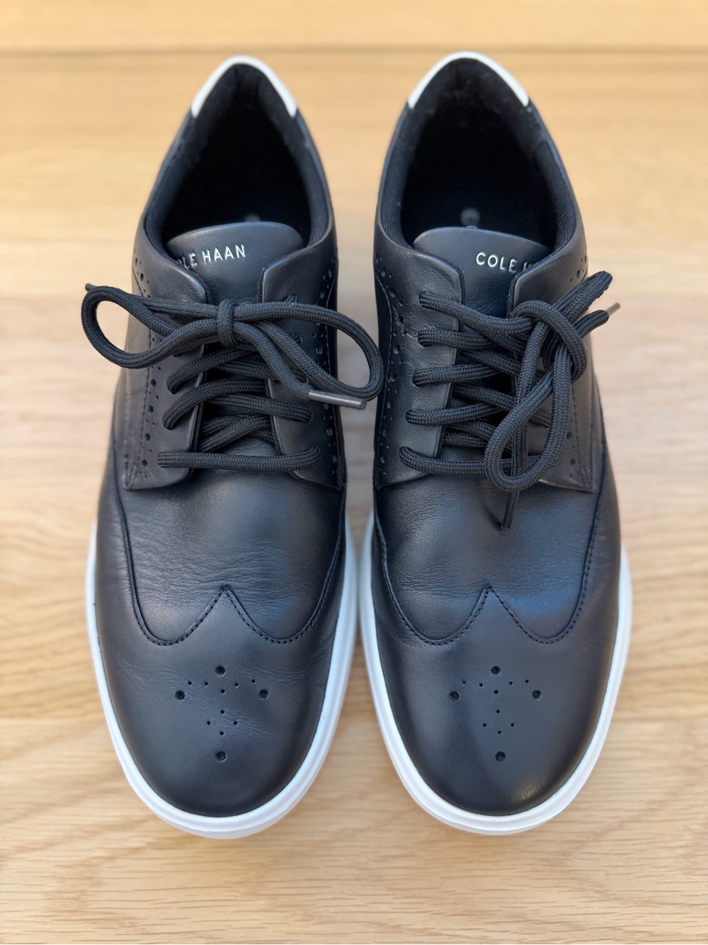 Cole Haan Men's Grand Crosscourt Wingtip Sneaker - Size US 11W - Picture 2 of 9